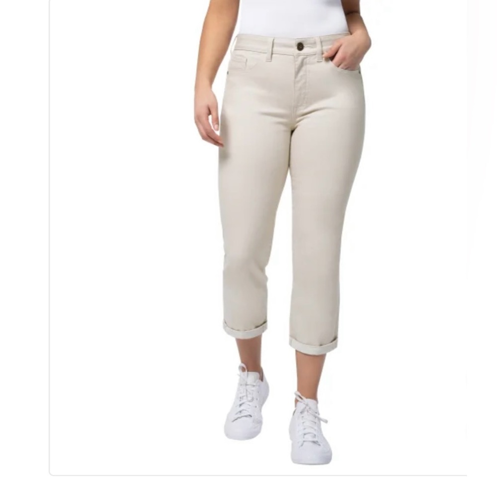 SANTANA capri cream jeans mid rise classic fit tummy control size 10 NWT